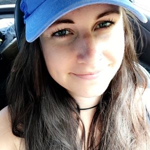 Meet your Posher, Mackenzie